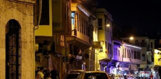 Dünya’nın Elektrik Enerjisi ile Aydınlatılan İlk Caddesi dunyanin-elektrik-enerjisi-ile-aydinlatilan-ilk-caddesi-2jpg